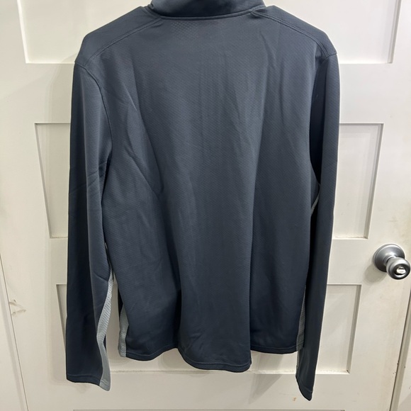 Alo Zip Up. Size Small. NWT. - Picture 4 of 4